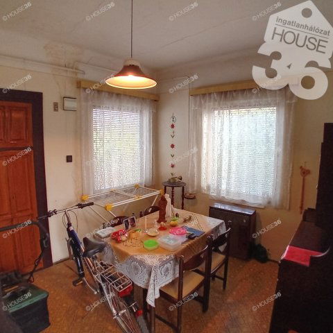Eladó családi ház, Lajosmizsén 36.9 M Ft, 3 szobás