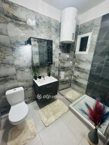 Eladó téglalakás, Budapesten, XIII. kerületben 71.9 M Ft