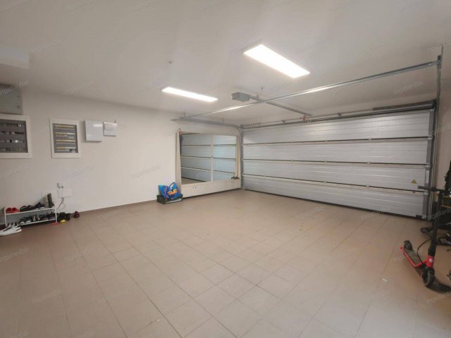 Eladó téglalakás, Nyíregyházán 249.9 M Ft, 3 szobás