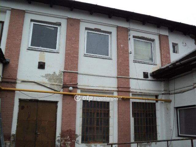 Eladó telek, Budapesten, X. kerületben 250 M Ft