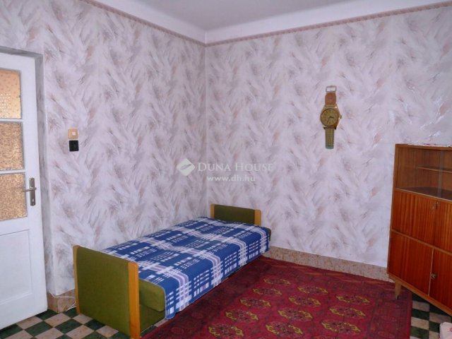 Eladó családi ház, Kecskeméten 54.9 M Ft, 5 szobás