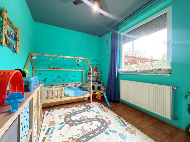 Eladó ikerház, Halásztelken 93.9 M Ft, 4 szobás