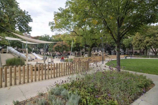 Eladó téglalakás, Budapesten, VII. kerületben 73.9 M Ft