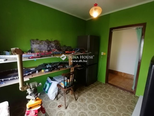 Eladó családi ház, Érden 125 M Ft, 4+1 szobás