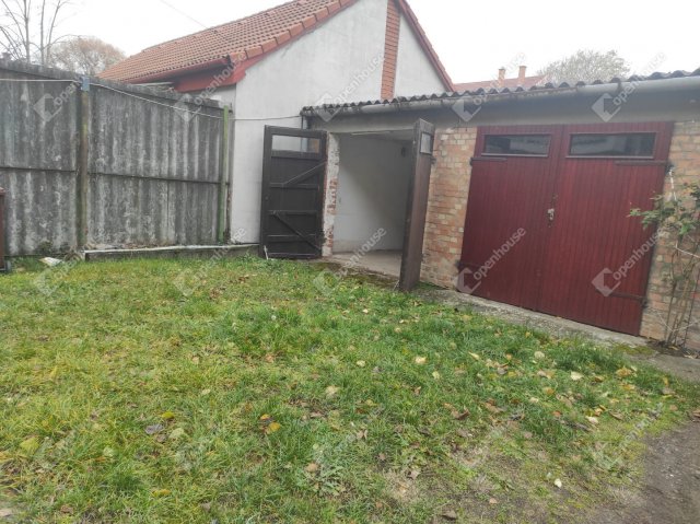 Eladó garázs, Szegeden 8.4 M Ft / költözzbe.hu