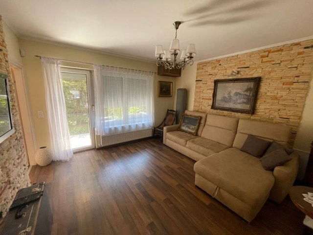 Eladó téglalakás, Érden 62.9 M Ft, 3 szobás