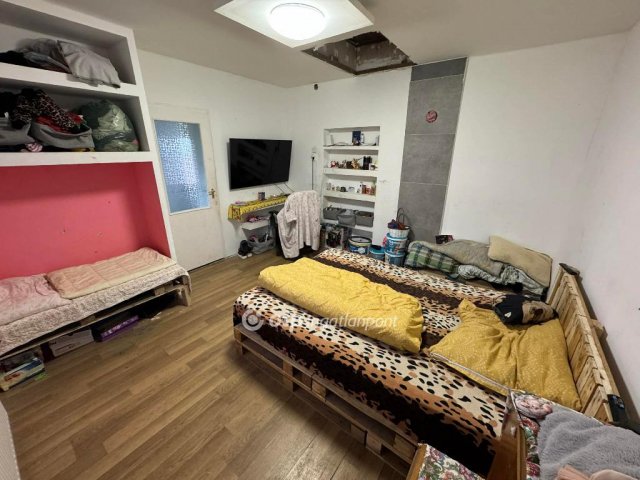 Eladó családi ház, Tápiószelén 29.9 M Ft, 3 szobás