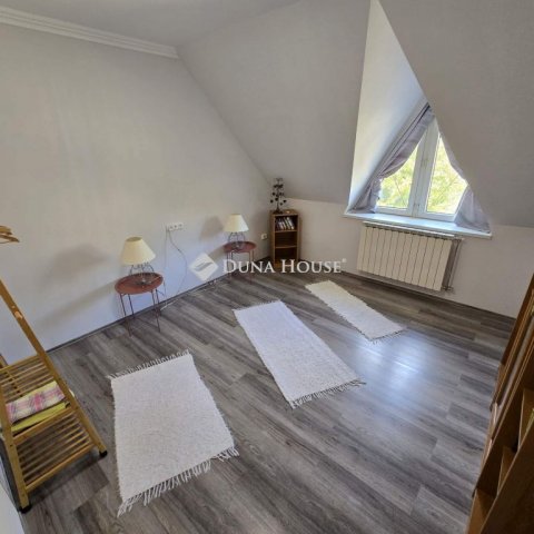 Eladó családi ház, Kecskeméten 120 M Ft, 5 szobás