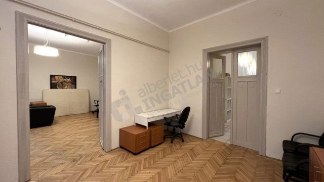 Kiadó téglalakás, albérlet, XIII. kerületben, Visegrádi utcában