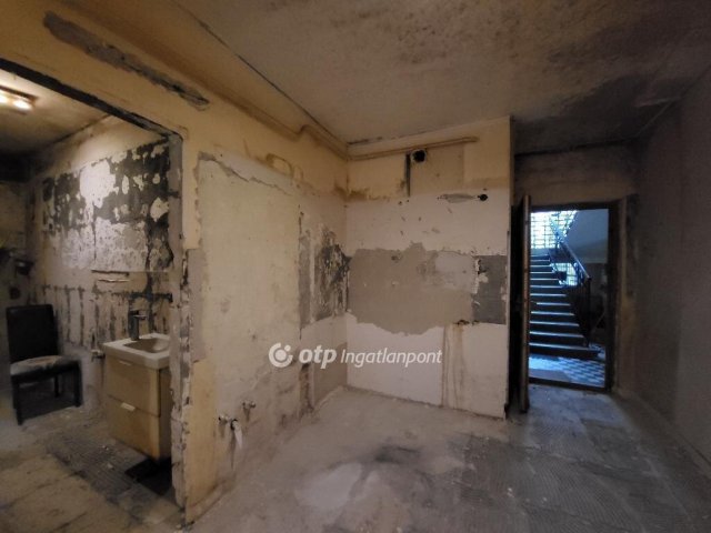 Eladó téglalakás, Budapesten, XI. kerületben 50 M Ft, 1+1 szobás
