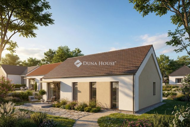 Eladó családi ház, Pannonhalmán 61.9 M Ft, 4 szobás