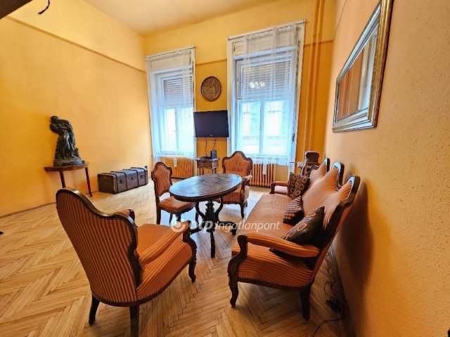 Eladó téglalakás, Budapesten, VIII. kerületben 74.9 M Ft