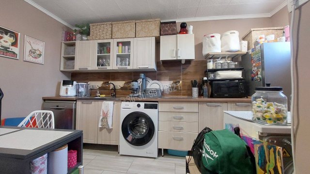 Eladó családi ház, Sarkadon, Gyár utcában 4.5 M Ft, 1 szobás