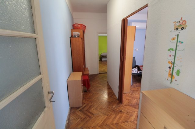 Eladó téglalakás, Várpalotán 29.5 M Ft, 1+1 szobás