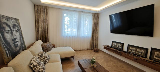 Eladó családi ház, Budapesten, IV. kerületben 228 M Ft