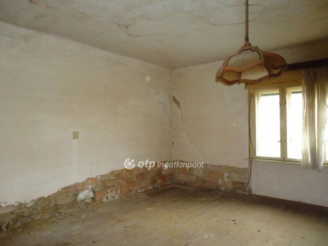 Eladó családi ház, Rábacsanakon 14.9 M Ft, 3 szobás