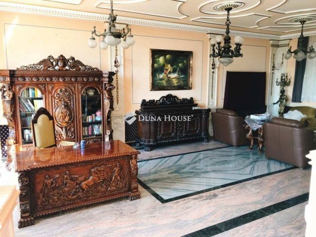 Eladó családi ház, Budakeszin 220 M Ft, 7 szobás