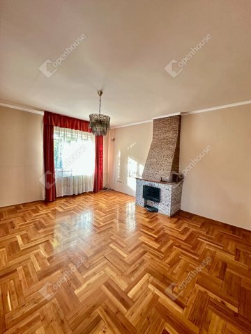 Eladó családi ház, Győrött 139.9 M Ft, 6 szobás