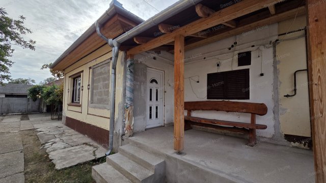 Eladó családi ház, Kerekegyházán 53 M Ft, 4 szobás