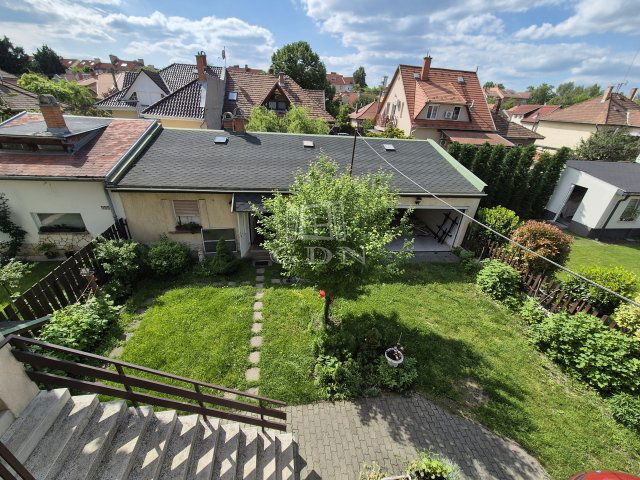 Eladó családi ház, Budapesten, IV. kerületben 128.9 M Ft