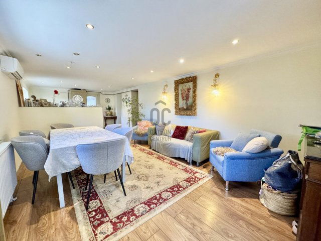 Eladó családi ház, Bugyin 95 M Ft, 6 szobás