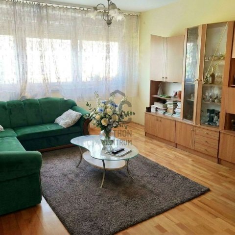 Eladó panellakás, Budapesten, XIV. kerületben 61.5 M Ft, 2 szobás