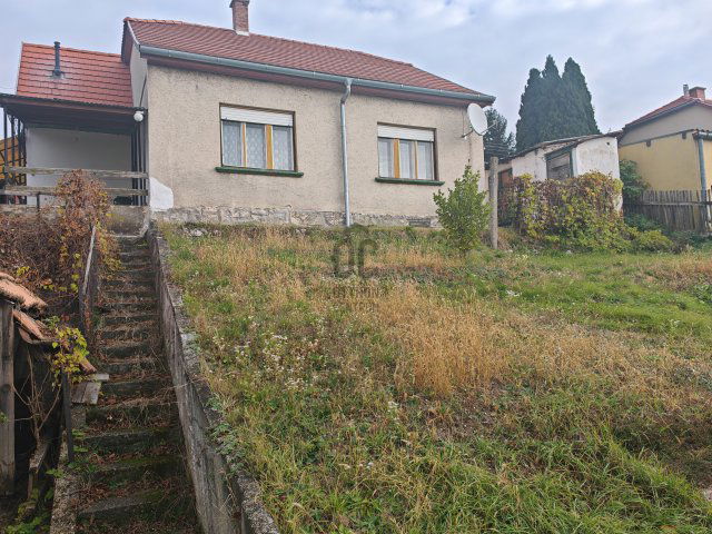 Eladó családi ház, Annavölgyben 39.5 M Ft, 3 szobás