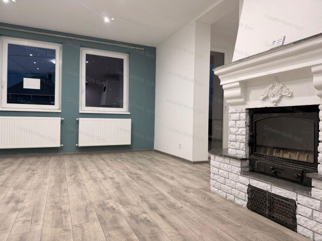 Eladó családi ház, Győrújbaráton 129.9 M Ft, 4 szobás