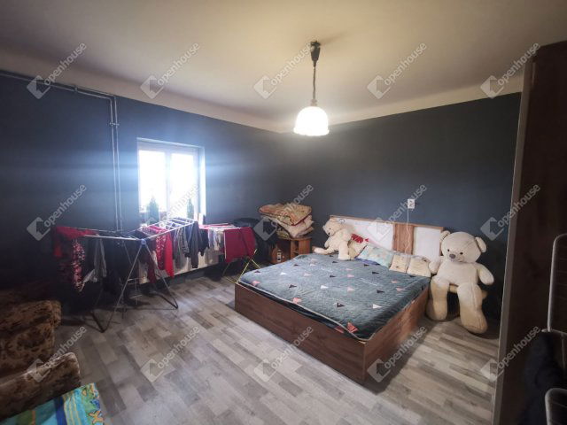 Eladó családi ház, Hahóton 10.9 M Ft, 3 szobás