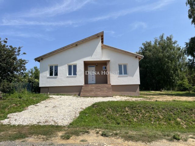 Eladó családi ház, Nagypálin 115 M Ft, 4 szobás