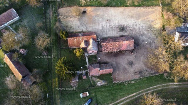 Eladó családi ház, Öreglakon 16 M Ft / költözzbe.hu