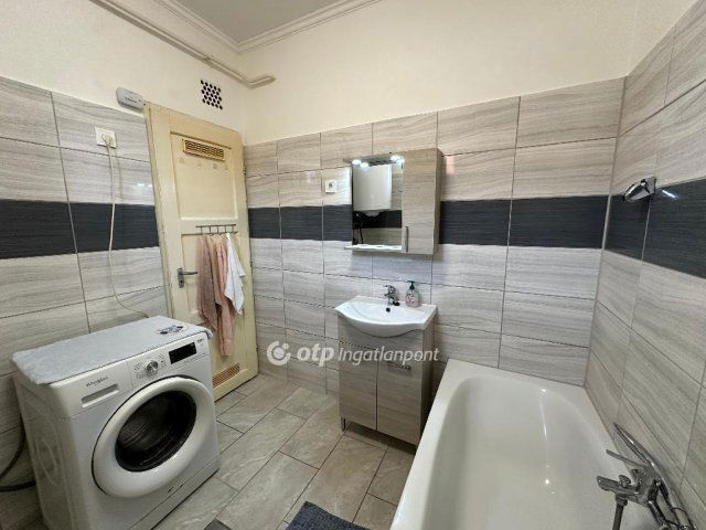 Eladó családi ház, Nyíregyházán 47 M Ft, 2+1 szobás
