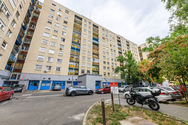 Eladó téglalakás, Budapesten, VIII. kerületben 79.9 M Ft