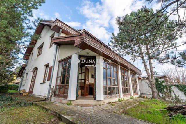 Eladó családi ház, Dunakeszin 279 M Ft, 5 szobás