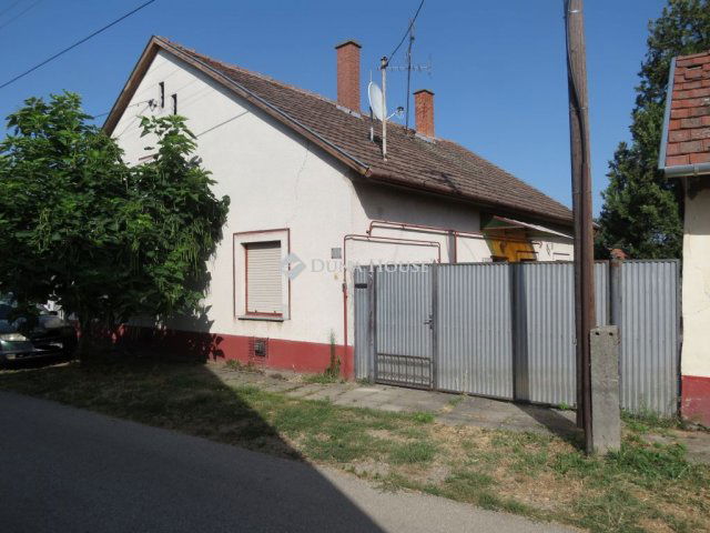 Eladó családi ház, Nagykőrösön 33.6 M Ft, 3 szobás