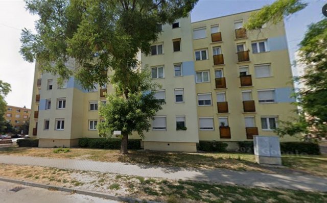 Kiadó panellakás, albérlet, Ajkán, Béke utcában 110 E Ft / hó