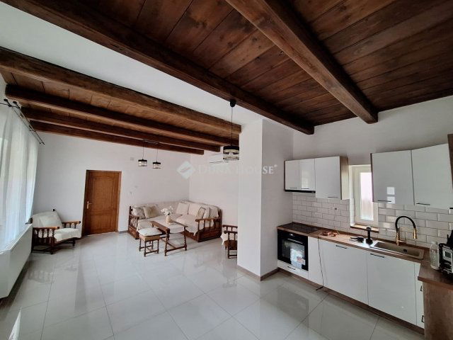 Eladó családi ház, Vértesacsán 89.9 M Ft, 4 szobás