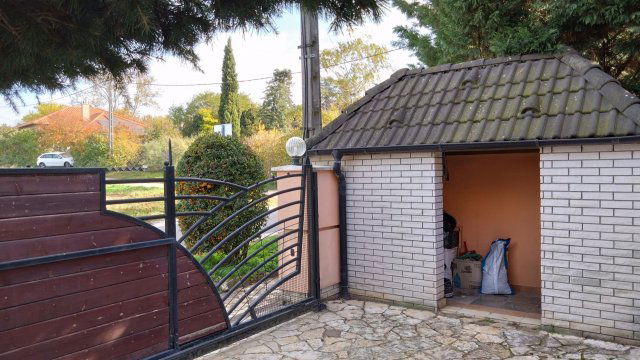 Eladó családi ház, Csömörön 274.9 M Ft, 5 szobás