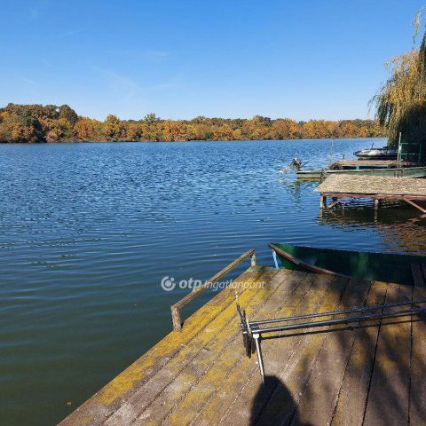 Eladó nyaraló, Dömsödön 51.9 M Ft, 2+1 szobás