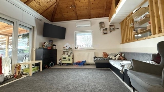 Eladó téglalakás, Gyömrőn 92 M Ft, 4 szobás