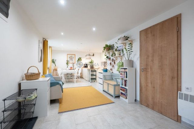 Eladó családi ház, Kecskéden 159 M Ft, 6 szobás