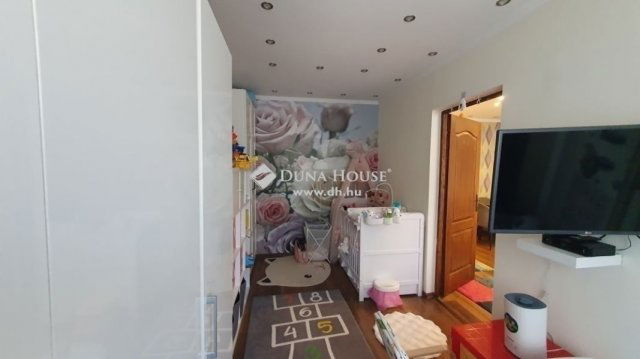 Eladó téglalakás, Budapesten, VIII. kerületben 82.5 M Ft