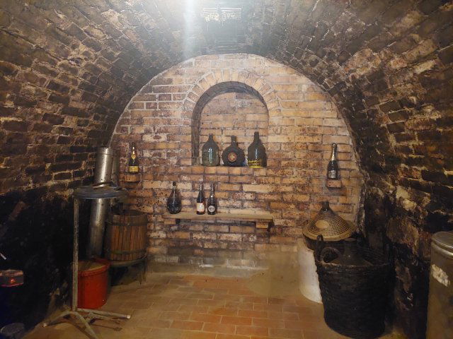 Eladó nyaraló, Csolnokon 12.5 M Ft, 1 szobás