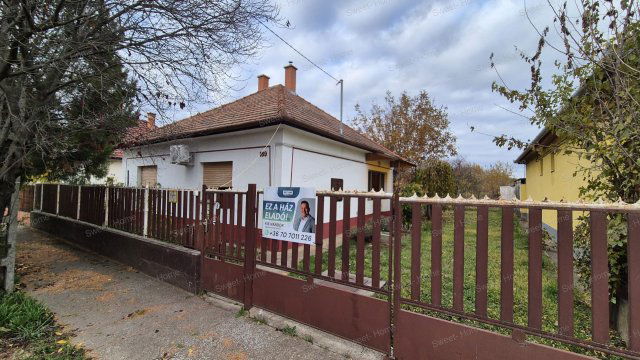 Eladó családi ház, Kerekegyházán 39.9 M Ft, 2 szobás