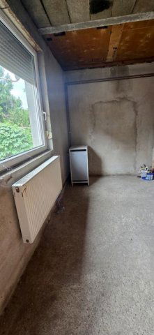 Eladó családi ház, Dunaharasztin 49.99 M Ft, 4 szobás