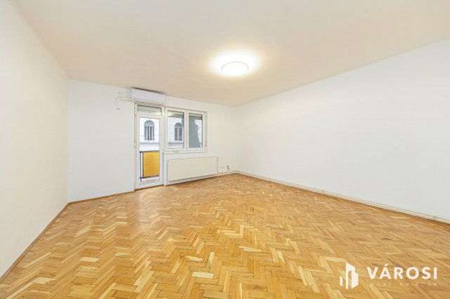 Eladó téglalakás, Szegeden 71.9 M Ft, 2 szobás