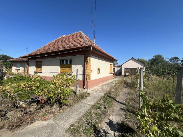 Eladó családi ház, Albertirsán 39.5 M Ft, 2 szobás