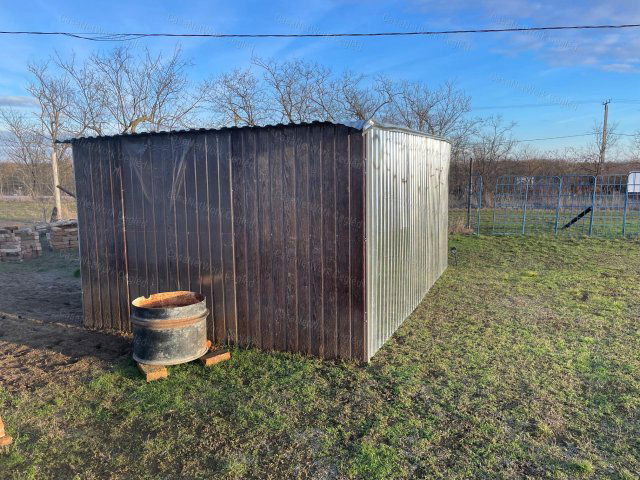 Eladó mezogazdasagi ingatlan, Besenyszögön 12 M Ft