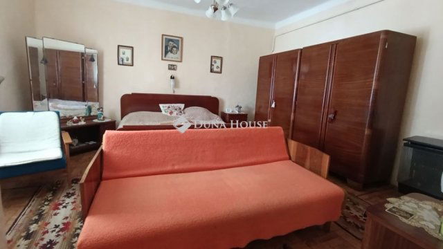 Eladó családi ház, Báron 14.9 M Ft, 3 szobás