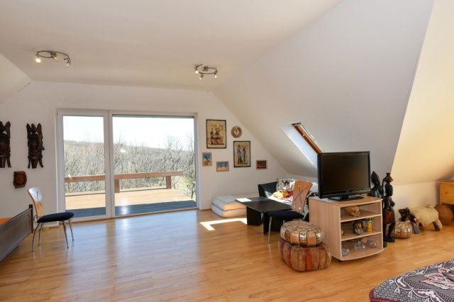 Eladó családi ház, Balatonalmádiban 179.9 M Ft, 2+1 szobás